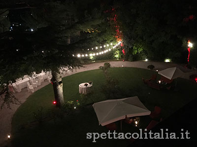 Luci personalizzate per evento aziendale in Lombardia